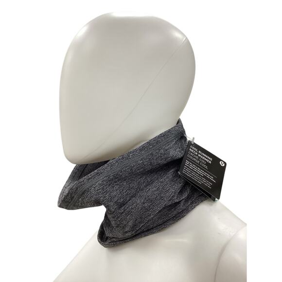 NWT Lululemon Cool Running Neck Warmer Women’s One Size Soft Rulu Fabric Gray - Picture 2 of 7
